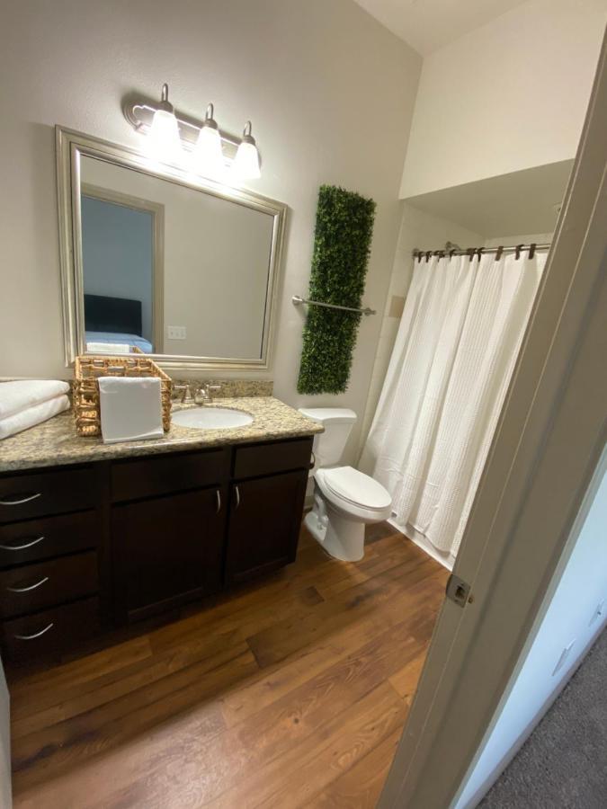 Spacious Galleria Cottage - Self Check In & Free Parking, 4 Beds 2 Bathrooms Houston Exterior foto