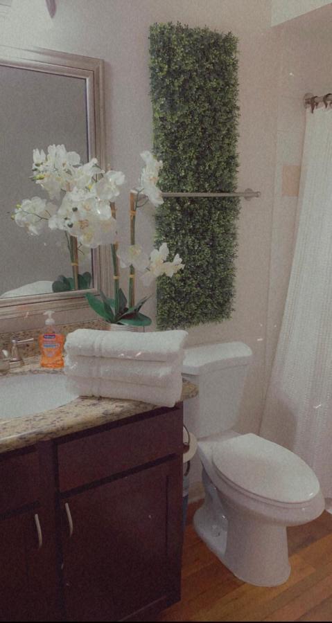 Spacious Galleria Cottage - Self Check In & Free Parking, 4 Beds 2 Bathrooms Houston Exterior foto